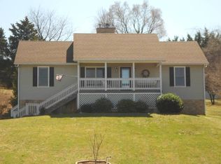 257 Jay Ridge Rd, Cloverdale, VA 24077