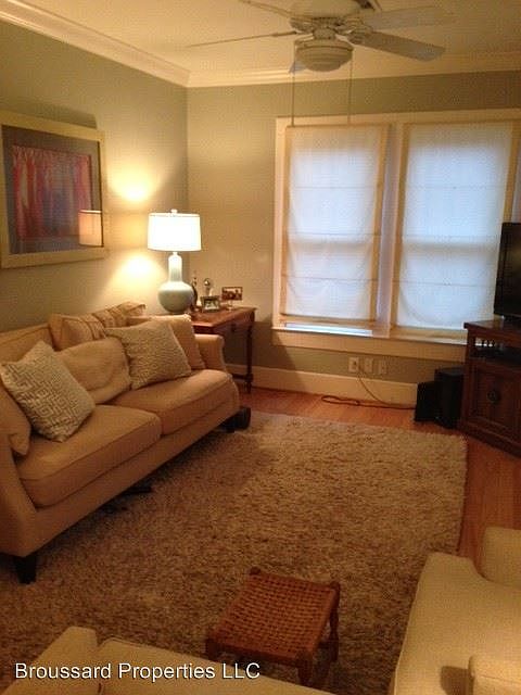 1st image of 440 Bellevue St