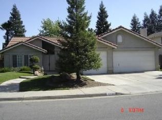 2232 Celeste Ave, Clovis, CA 93611
