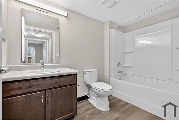 2 bed, 959 sqft, $1,194 — Photo 3