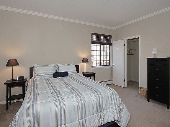 ...with walk-in closet