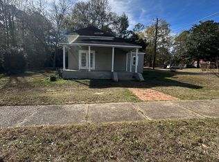 223 4th St, Manchester, GA 31816