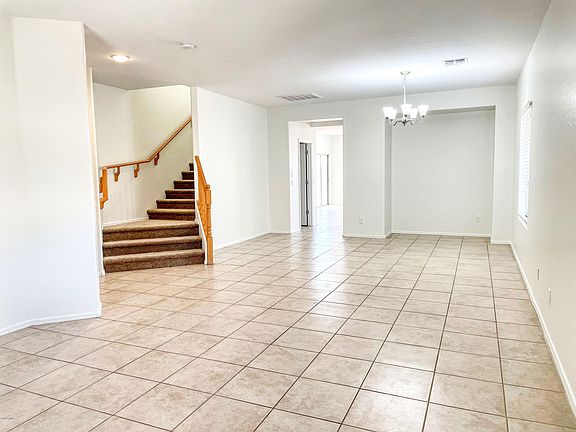 4th image of 10876 N 162nd Ln