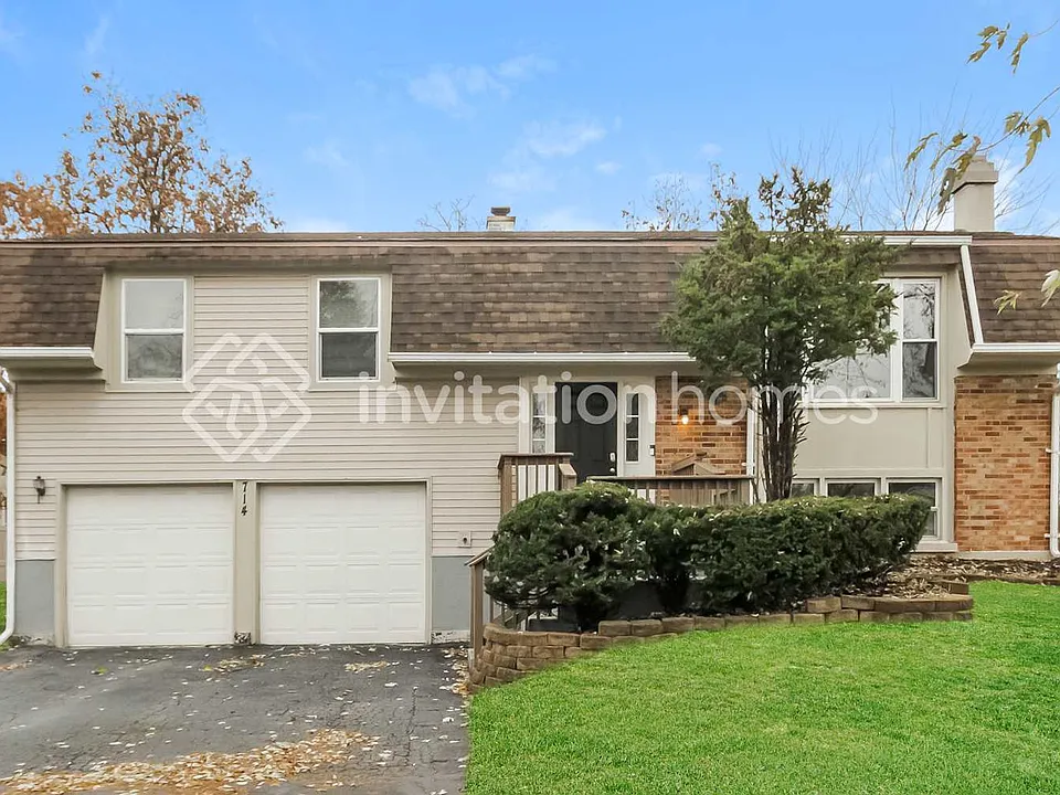 714 N Pinecrest Rd