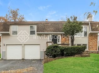 714 N Pinecrest Rd, Bolingbrook, IL 60440