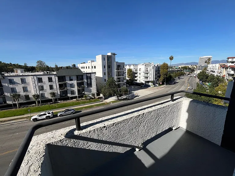 4378 Sepulveda Blvd — Photo 76