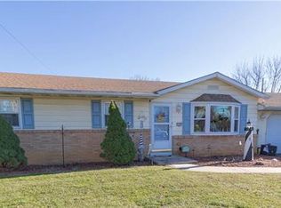 5686 E Texas Rd, Macungie, PA 18062