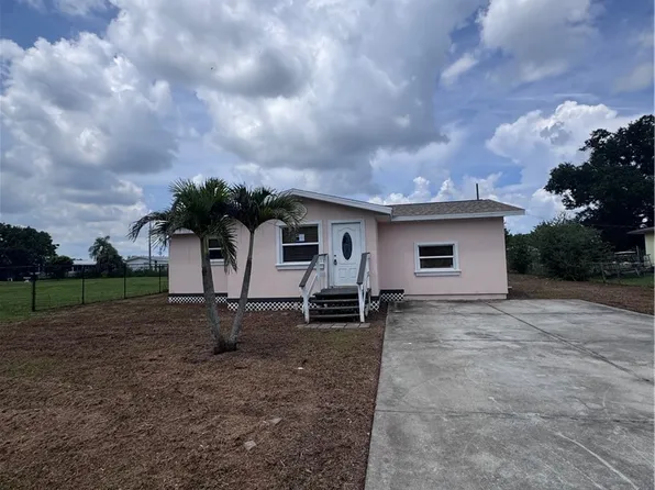2935 Winona Dr, North Fort Myers, FL 33917