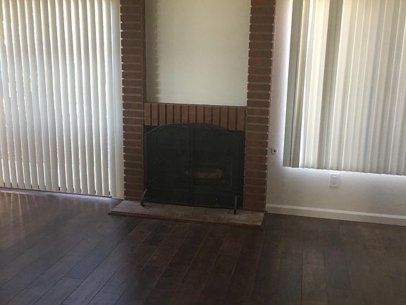 5th image of 11813 Calamar Dr