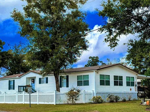 1710 Spanish Cove Dr S, Lillian, AL 36549