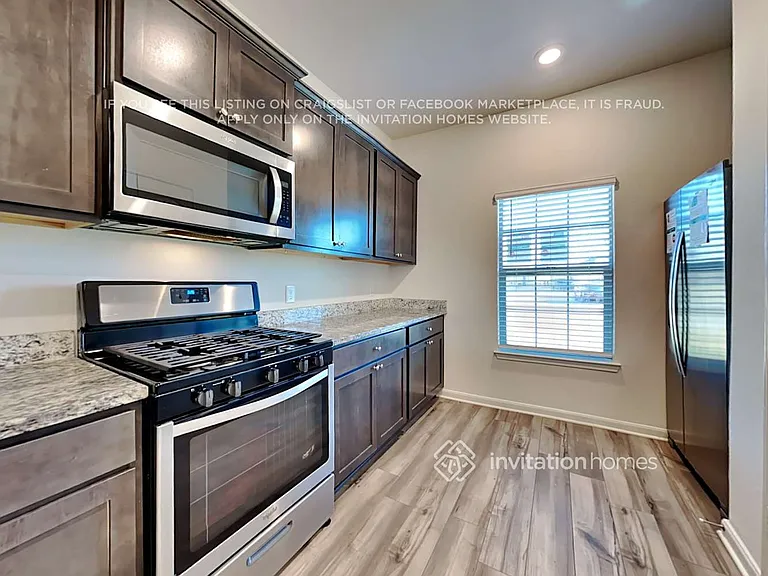 3111 Angus Dr — Photo 6