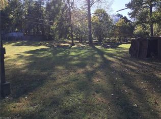 2000 Pondarosa Dr, Kernersville, NC 27284