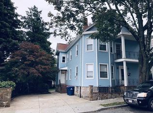 16 Ashland Ter, New Bedford, MA 02740