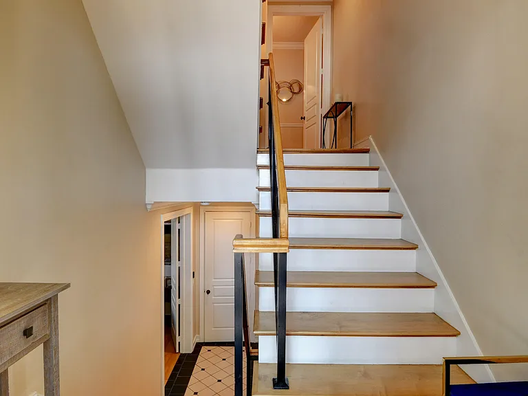 75 NE 5th Ave NE #U — Photo 24