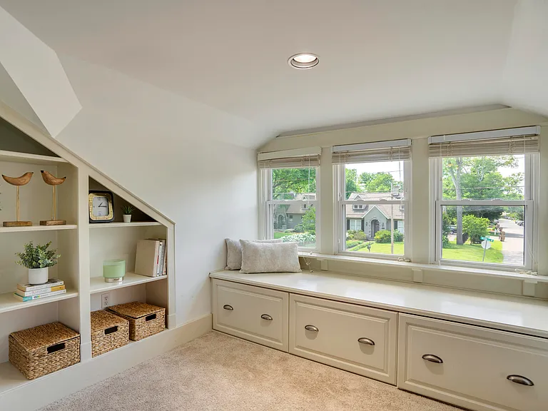 408 N Wilson Blvd — Photo 15