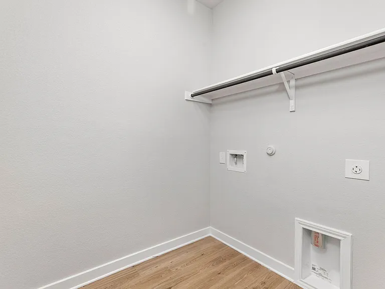 646 Staglin St #B — Photo 20