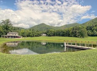 299 Old Homestead Ln, Hayesville, NC 28904