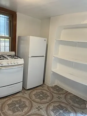 Rented by Imani Q'ryn Realty | media 8