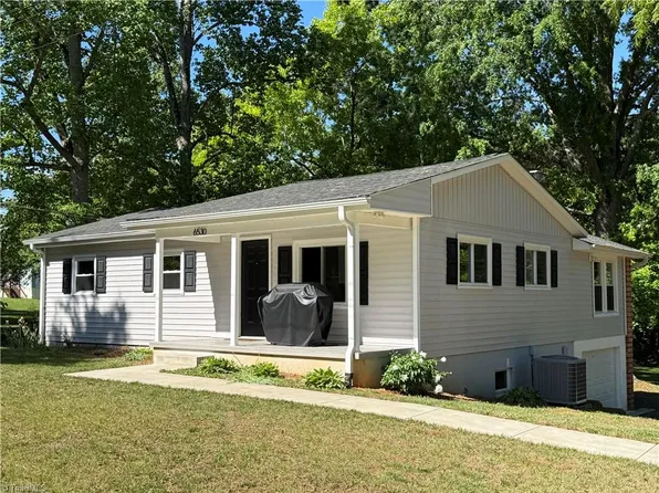 6530 Settle Wood Ln, Tobaccoville, NC 27050