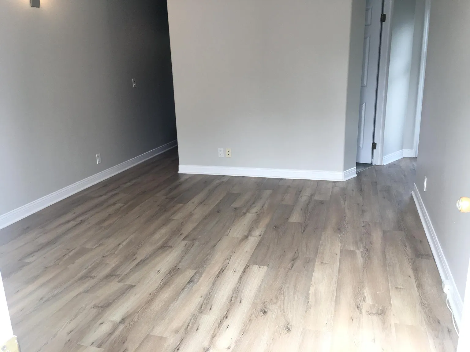 2 bed, 700 sqft, $3,800 — Photo 3