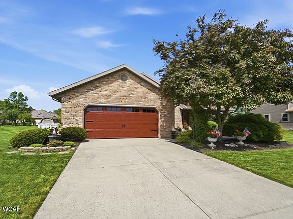 2nd image of 2721 Carolyn Dr
