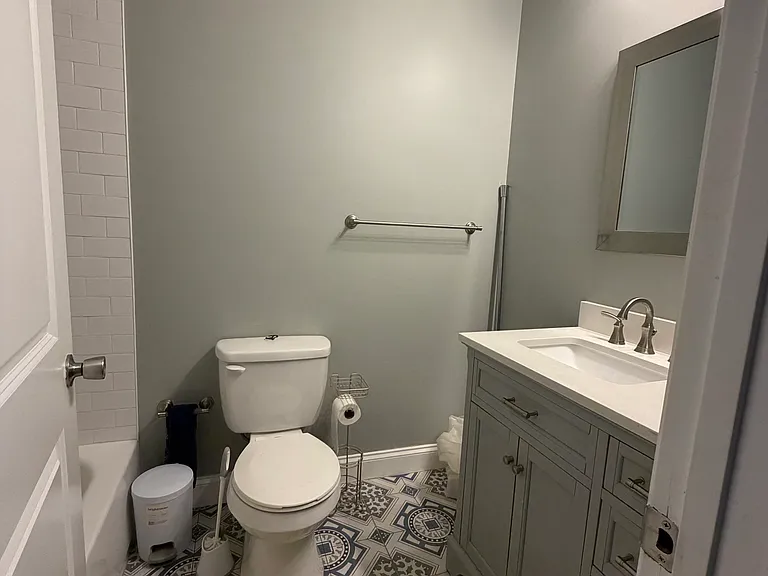 128 N East Ave — Photo 6