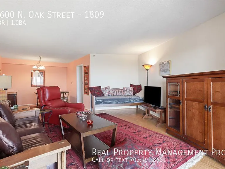 1600 N Oak St #1809 — Photo 5