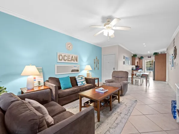 7000 Seawall Blvd APT 811, Galveston, TX 77551