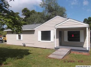 710 Noccalula Dr, Gadsden, AL 35904