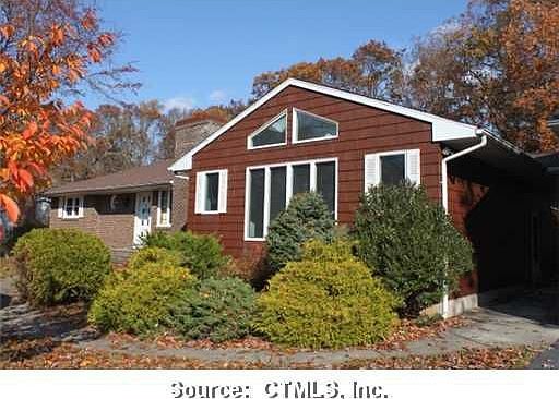 1st image of 30 Knollwood Dr