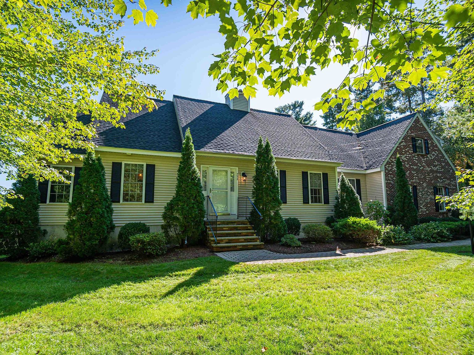 752 Mammoth Road, Pelham, NH 03076 Zillow