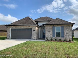 101 Star Ln, Broussard, LA 70518