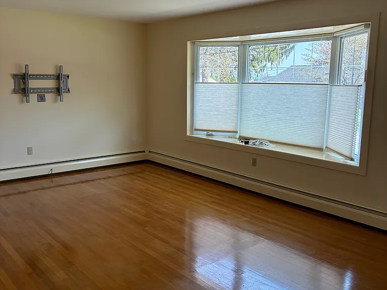 700 Pine Hill Rd — Photo 6
