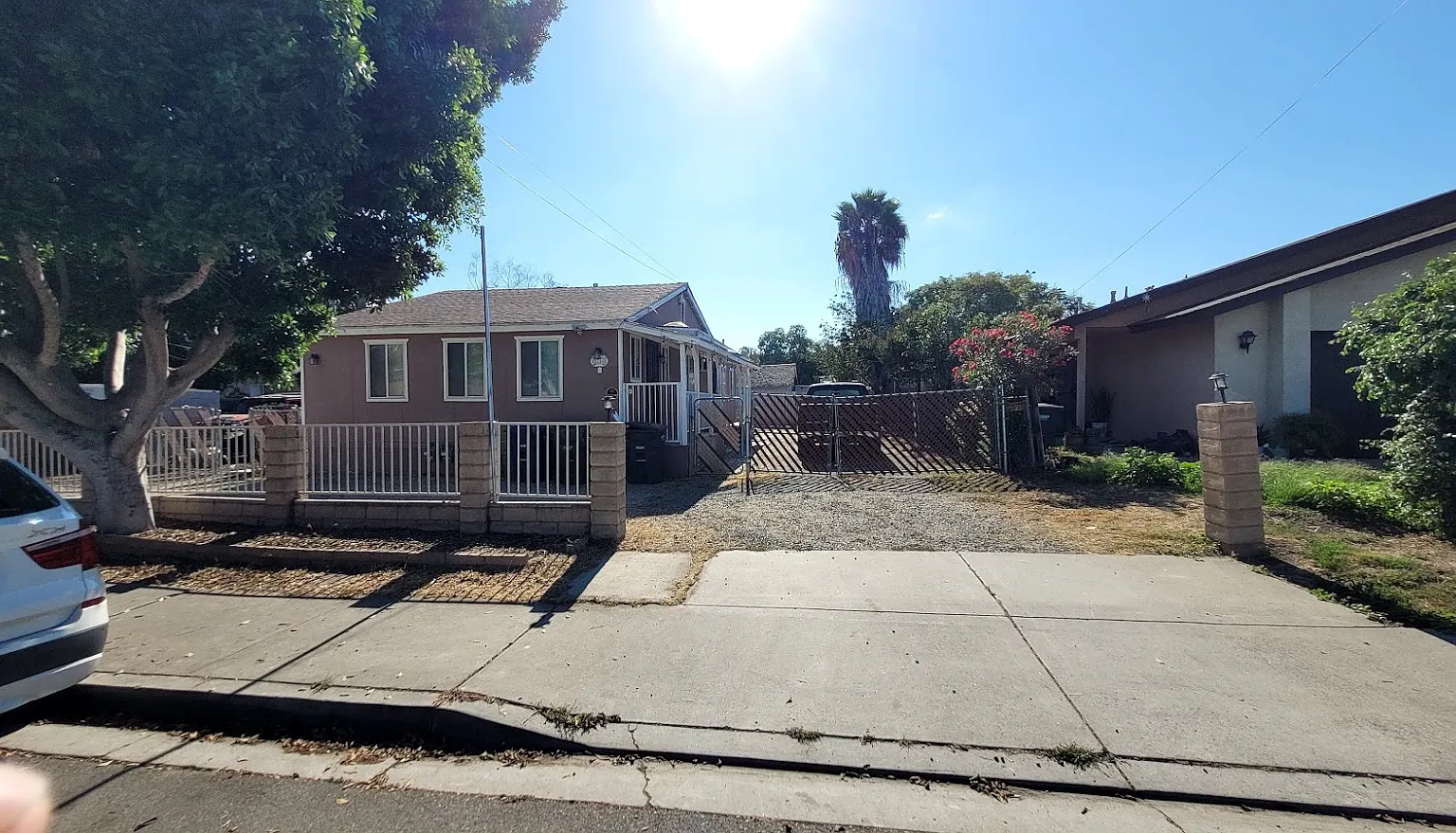3 bed, 1211 sqft, $3,300 — Photo 1