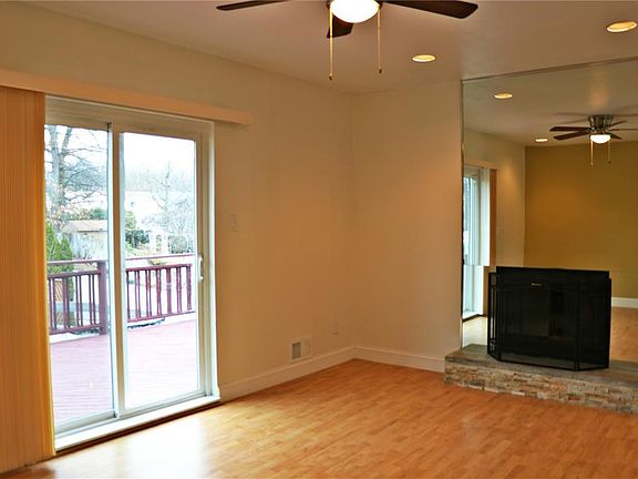 4th image of 54 Marne Ave #2F