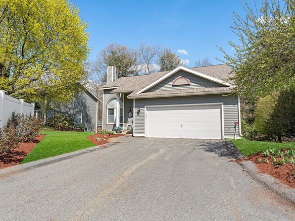 22 Weatherstone Dr #22, Worcester, MA 01604