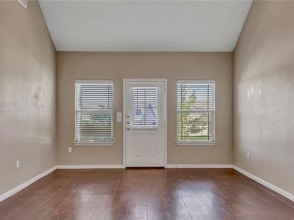 3rd image of 106 Stockton Family Ct