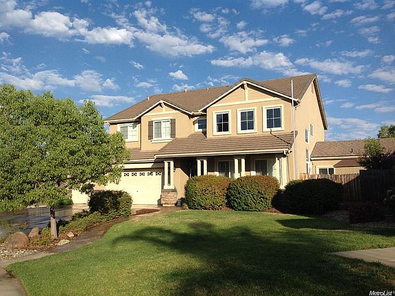 4th image of 1704 Blackbird St