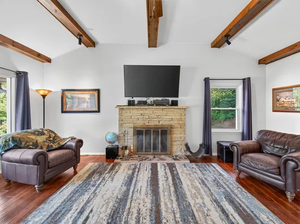 1417 Stickney Ave, South Saint Paul, MN 55075