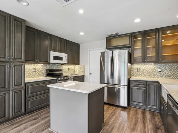 6711 BEECH TRAIL DR, Converse, TX 78109