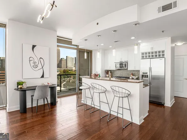 270 17th St NW Unit 802, Atlanta, GA 30363