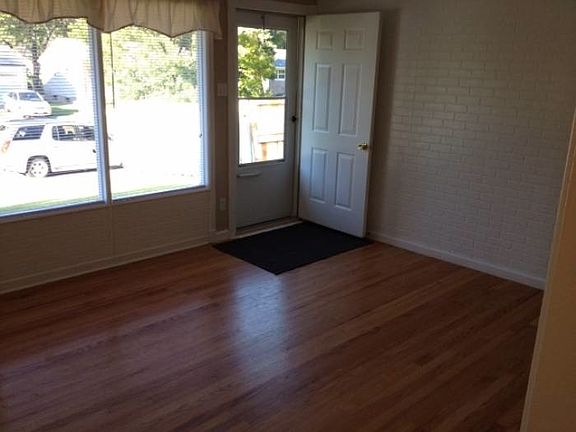 2nd image of 180 Saint Daniel Ln