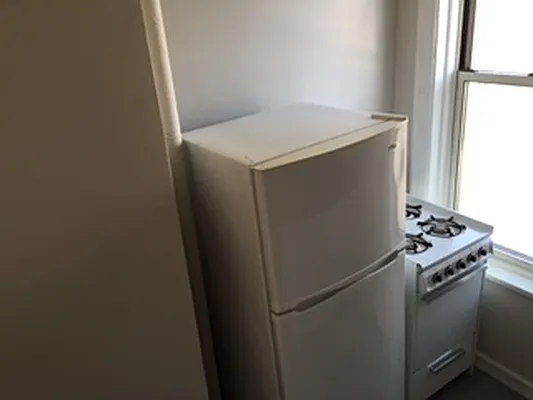 Rented by New York Realty Minimax Inc | media 5