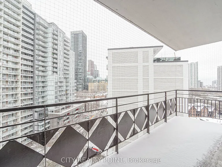 55 Isabella St #1204 — Photo 12