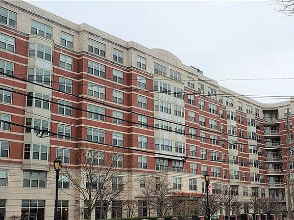 3rd image of 300 Mamaroneck Ave APT 436
