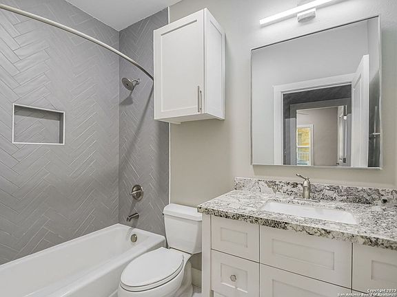 4th image of 1228 ERVENDBERG AVE #103