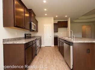 206 Dinner Tree Sq, Huntsville, AL 35811