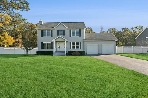 16 Mastro Ct Photo 1