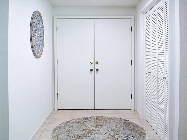 1120 Del Prado Ct — Photo 8