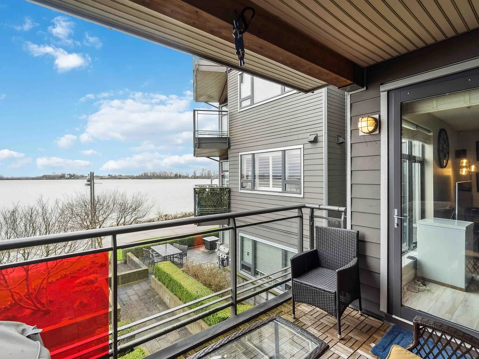 2 bed, 948 sqft, $2,700 — Photo 3